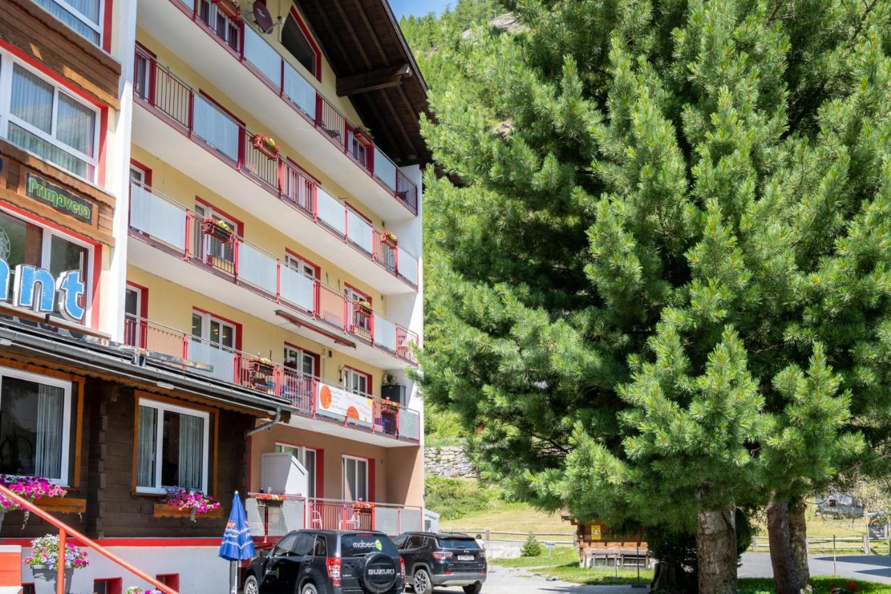 Ferienwohnung Haus Aurora Saas-Grund Exterior foto