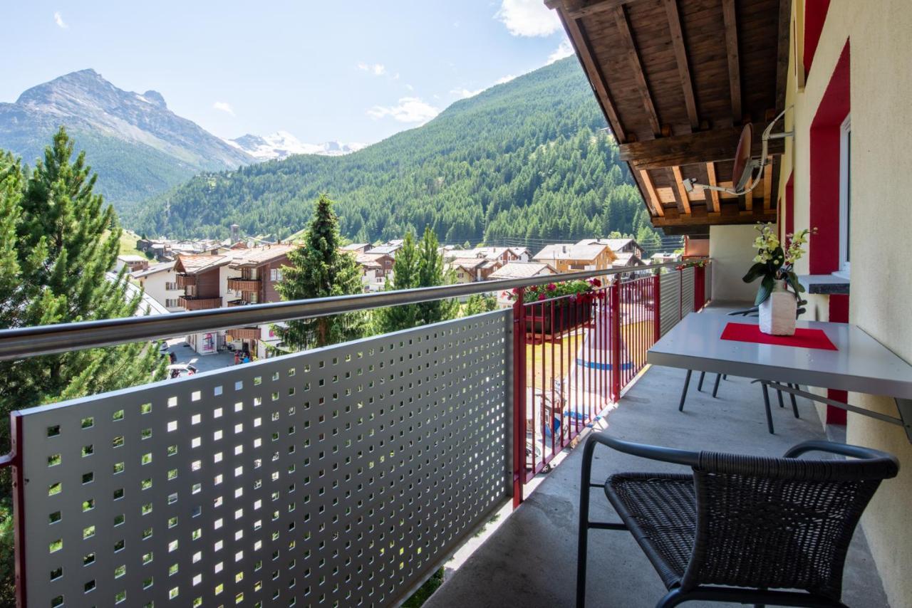 Ferienwohnung Haus Aurora Saas-Grund Exterior foto