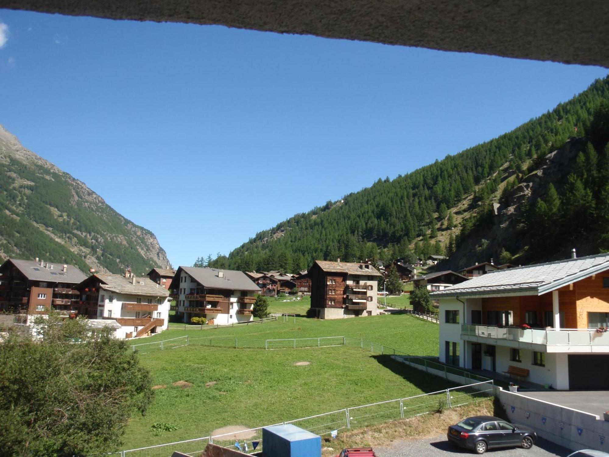 Ferienwohnung Haus Aurora Saas-Grund Exterior foto